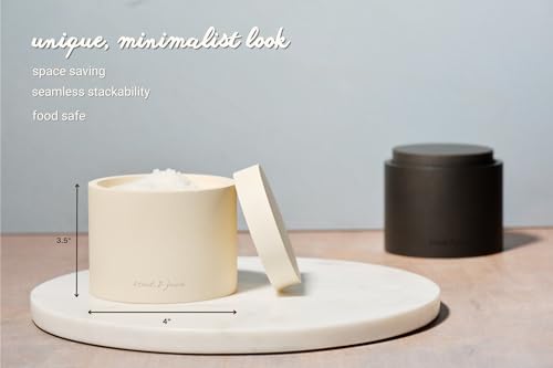Stackable Salt and Pepper Cellars (14 Ounce)