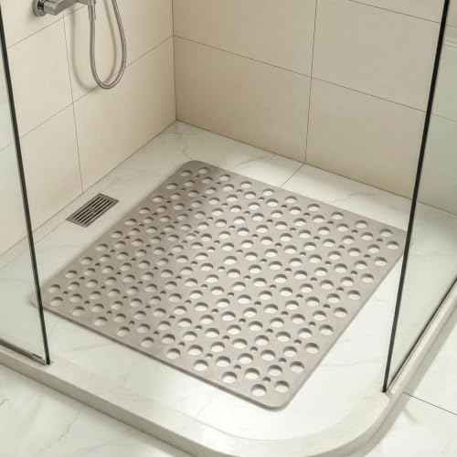 Casa and Beyond Shower Mat