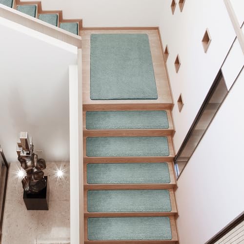 Ultra Plush Carpet Stair Treads 8 x 30 Inch Light Gray 7 Pcs (11.67 Sq Ft)