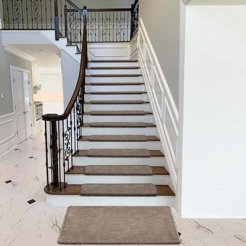Bullnose Carpet Stair Treads Ultra Plush Brown 2 Pcs (3.96 Sq Ft) - Bel Marant