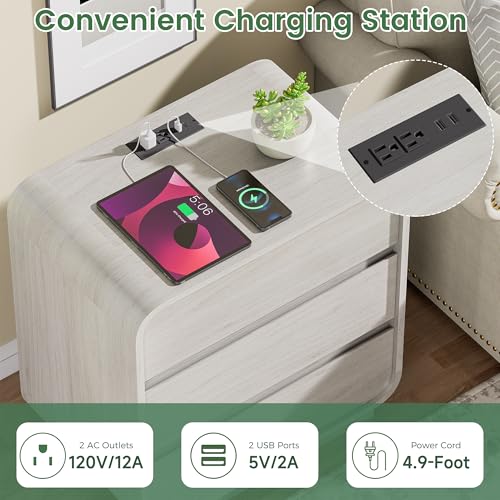 White Night Stand Set of 2 with Charging Station (2 Count)