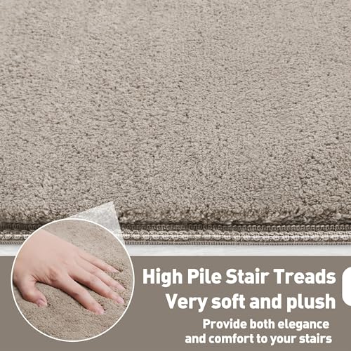 Bullnose Carpet Stair Treads Ultra Plush Cream Gray 7 Pcs (16.6 Sq Ft)
