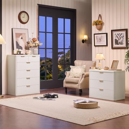31.5" Wide Fluted Night Stand Set of 2 (2 Count)