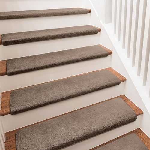 Bullnose Carpet Stair Treads Ultra Plush Brown 2 Pcs (3.96 Sq Ft) - Bel Marant