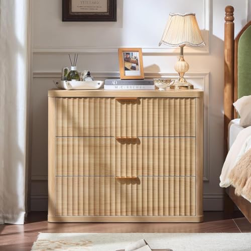 31.5" Wide Fluted Nightstand for Large Spaces